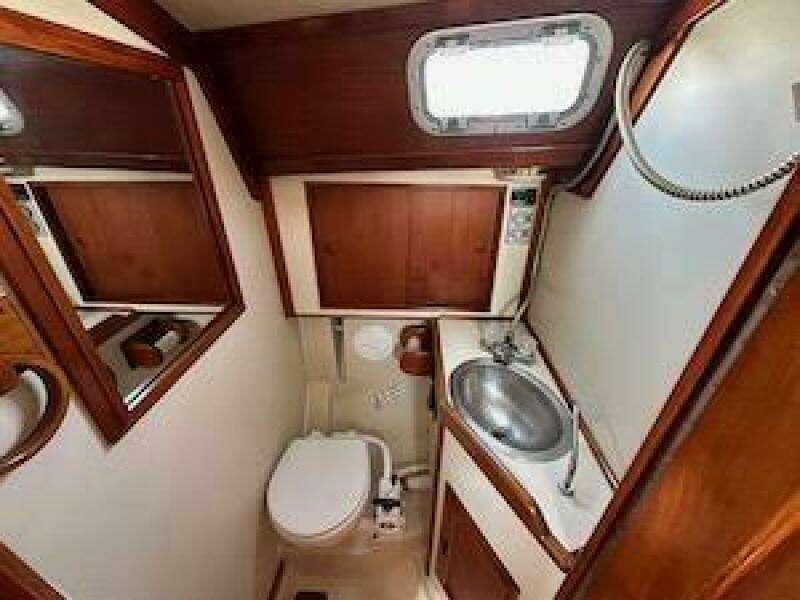Rapunzel 32ft Ericson Yacht For Sale