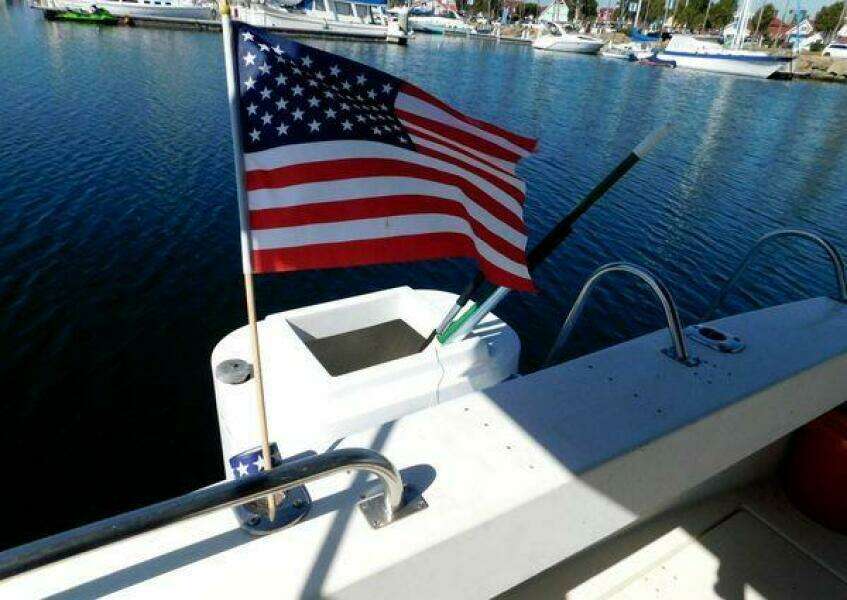 Bucket List 30ft Cruisers Yacht For Sale