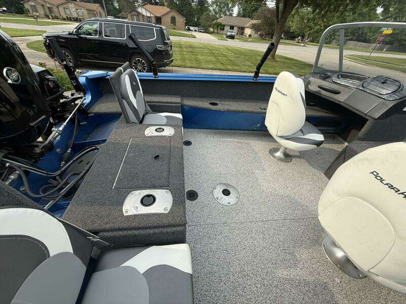 18ft Polar Kraft Yacht For Sale