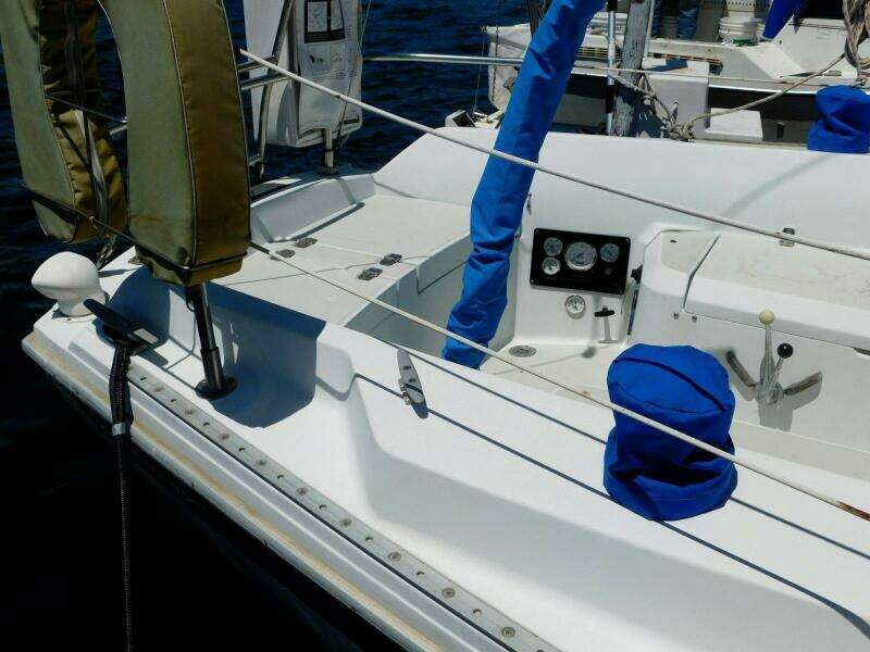 Iris 30ft Ericson Yacht For Sale