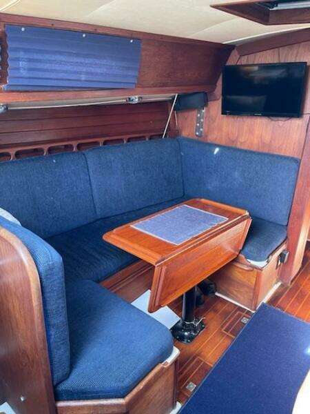 Iris 30ft Ericson Yacht For Sale