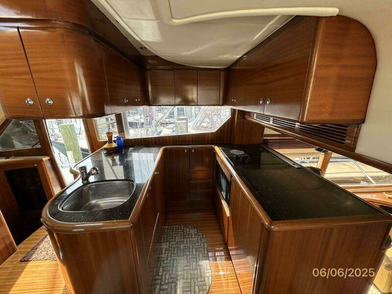 54' Pama galley2