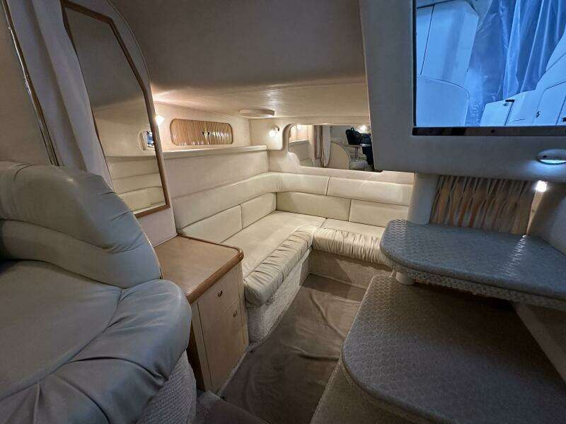 34ft Sea Ray Yacht For Sale