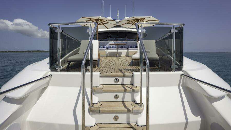 2014-Westport-40M-Yacht-For-Sale-Bahamas.jpg