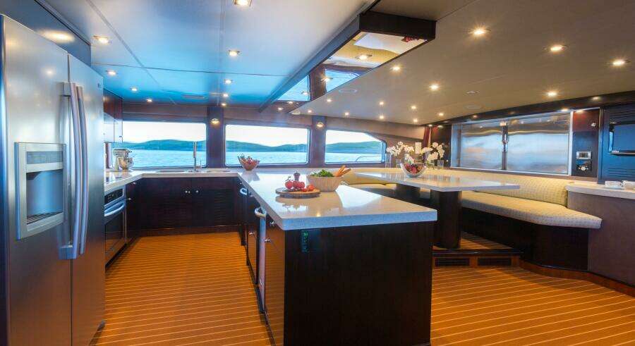 UNBRIDLED 116ft Westport   Crescent Yacht For Sale