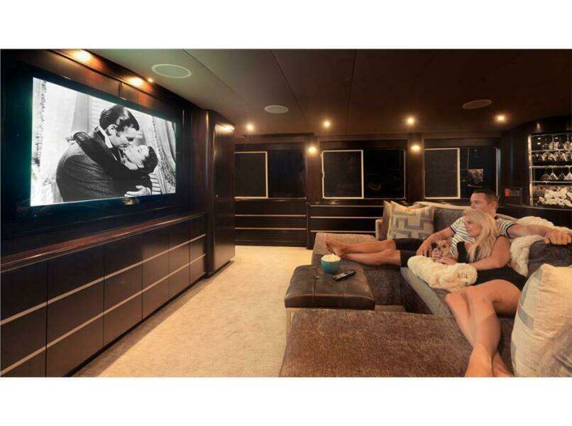 UNBRIDLED 116ft Westport   Crescent Yacht For Sale