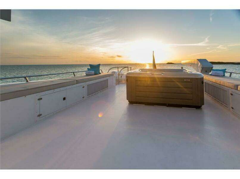 UNBRIDLED 116ft Westport   Crescent Yacht For Sale