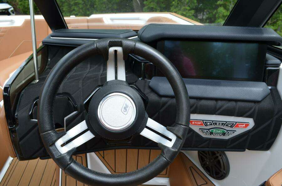 23ft Nautique Yacht For Sale