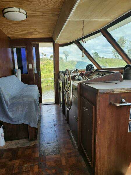 61ft Hatteras Yacht For Sale