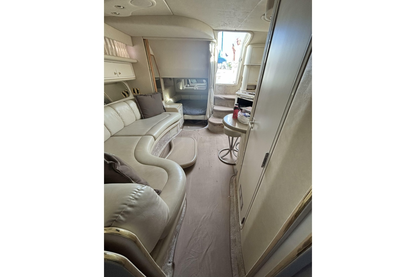 1997 Sea Ray 370 Sundancer