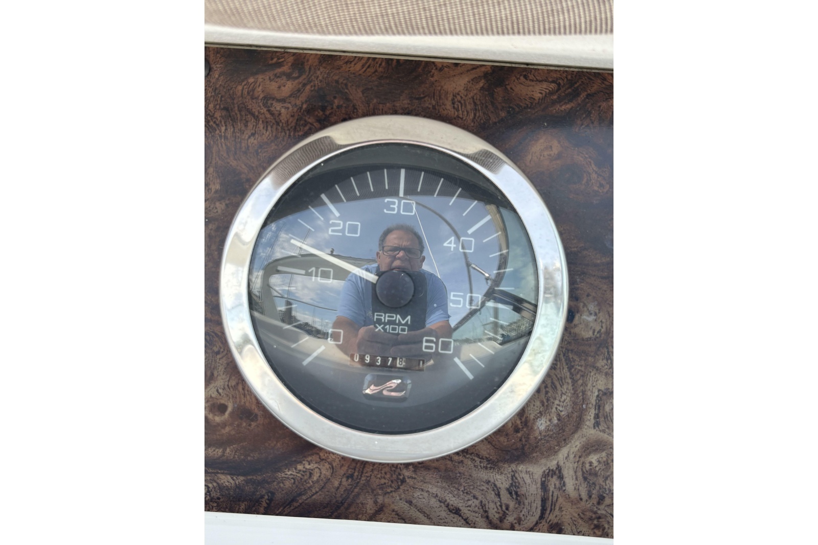 1997 Sea Ray 370 Sundancer