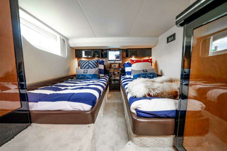 Inverse Entropy 50ft Marquis Yacht For Sale