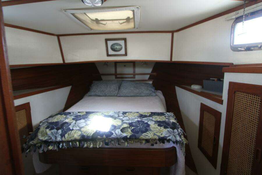 Adria 40ft Willard Yacht For Sale