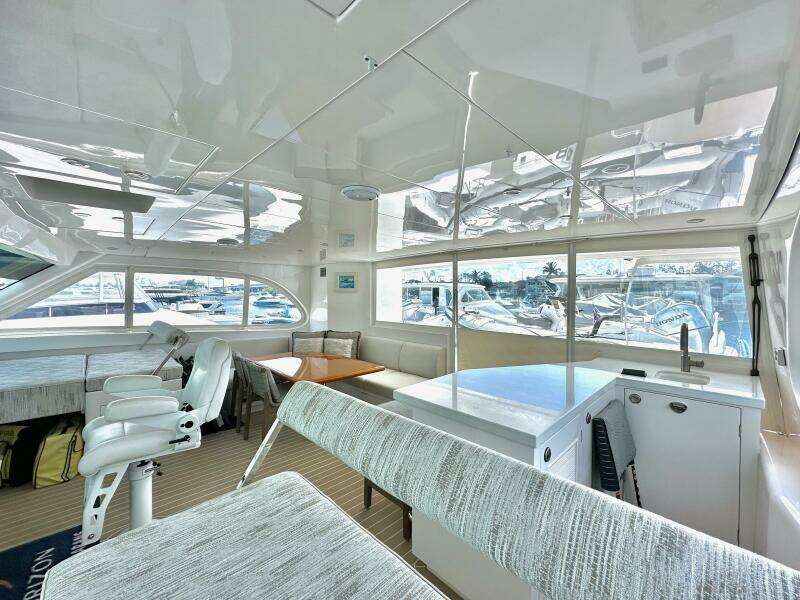 Oasis 60ft Horizon Yacht For Sale