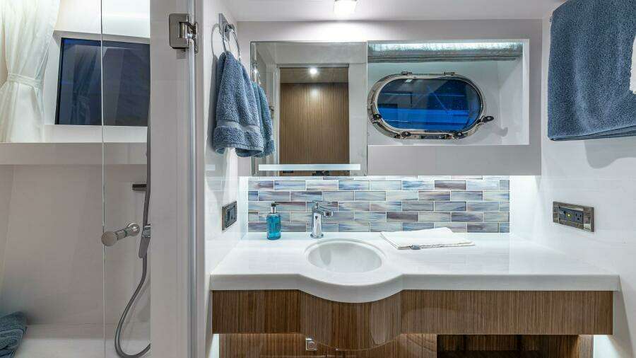 Oasis 60ft Horizon Yacht For Sale