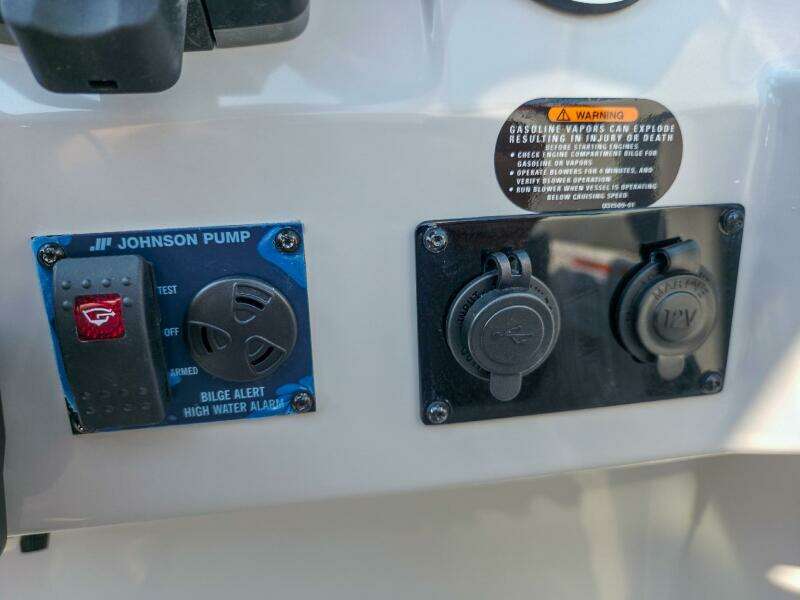26ft Regal Yacht For Sale