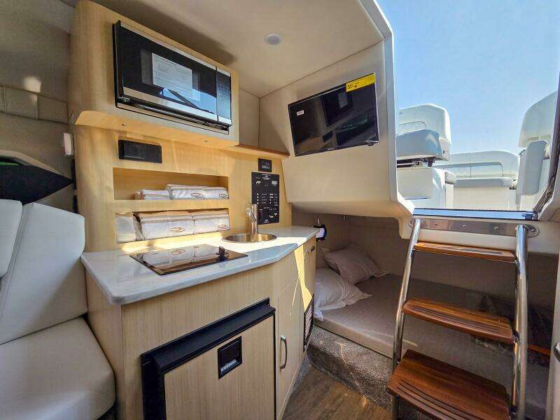 26ft Regal Yacht For Sale