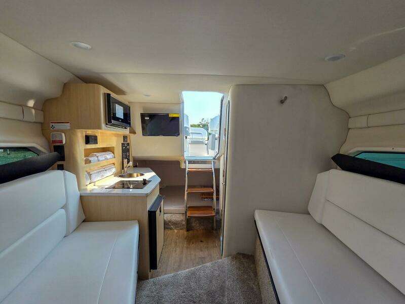 26ft Regal Yacht For Sale
