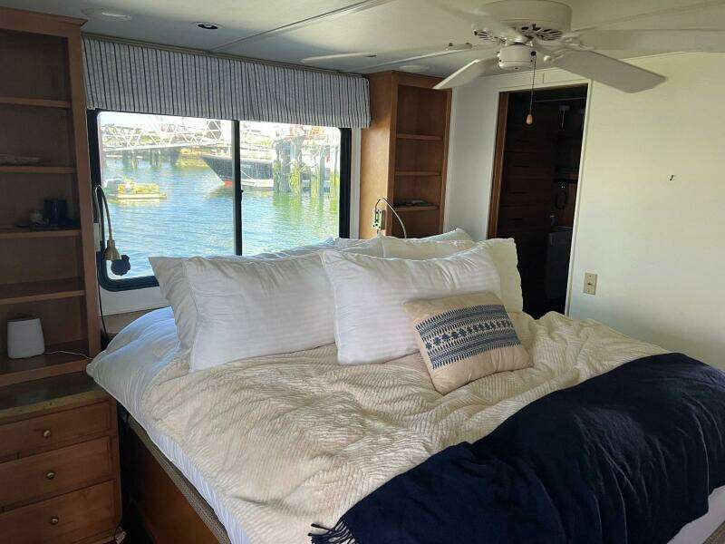 Alinea 75ft Sumerset Yacht For Sale