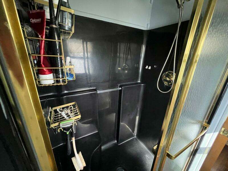 Alinea 75ft Sumerset Yacht For Sale