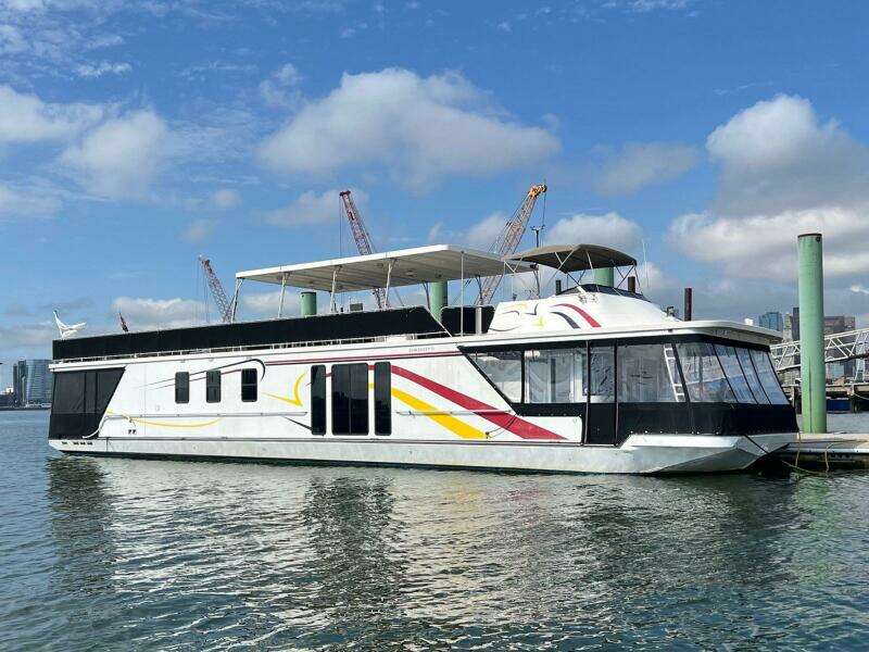 Alinea 75ft Sumerset Yacht For Sale