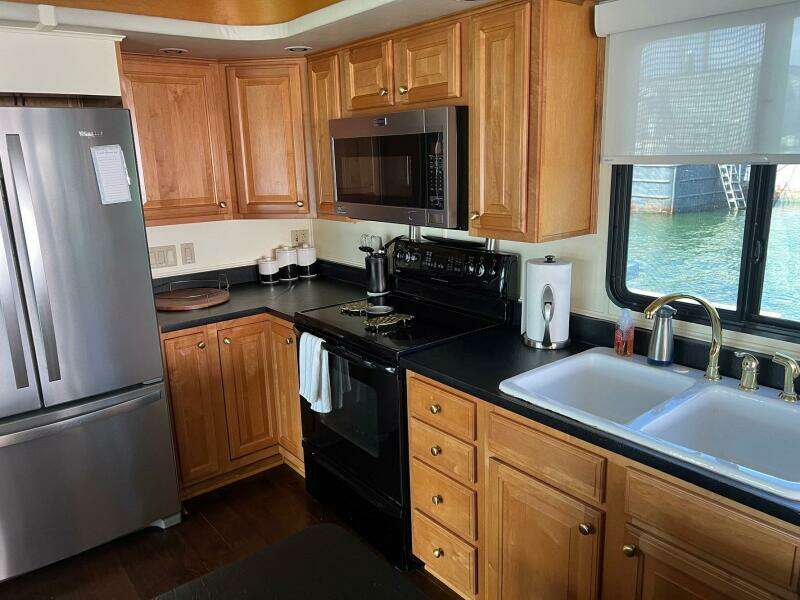 Alinea 75ft Sumerset Yacht For Sale