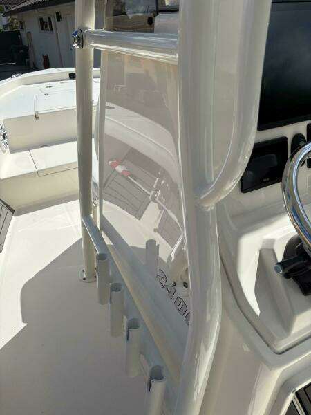 24ft Pathfinder Yacht For Sale