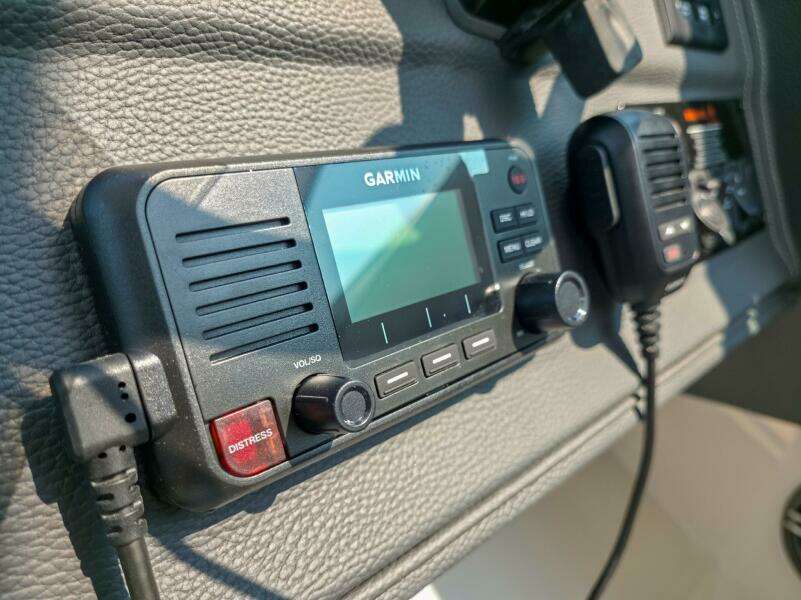 33ft Regal Yacht For Sale