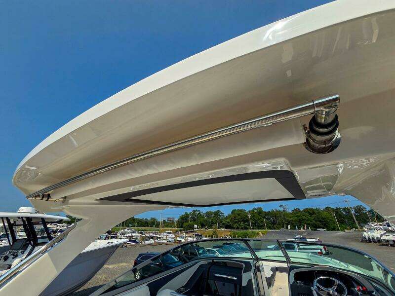 33ft Regal Yacht For Sale