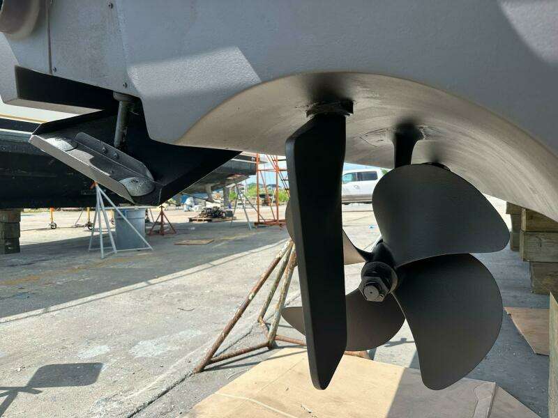 2006 Cabo 35 Express Never Again VII Bottom Job