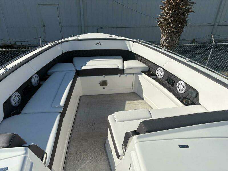 38ft Monterey Yacht For Sale