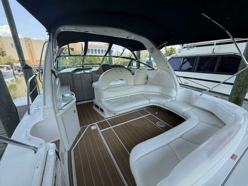 38ft Sea Ray Yacht For Sale