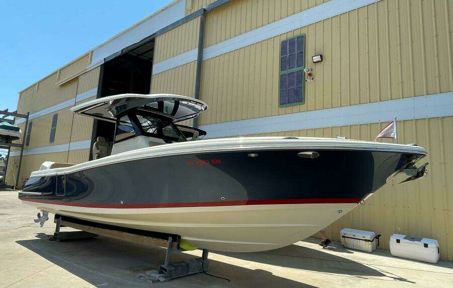 Chris Craft 30 Catalina- Profile