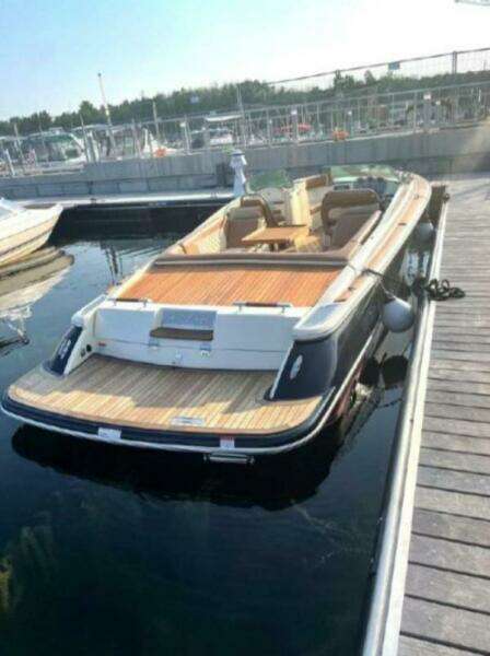 28ft Chris Craft Yacht For Sale