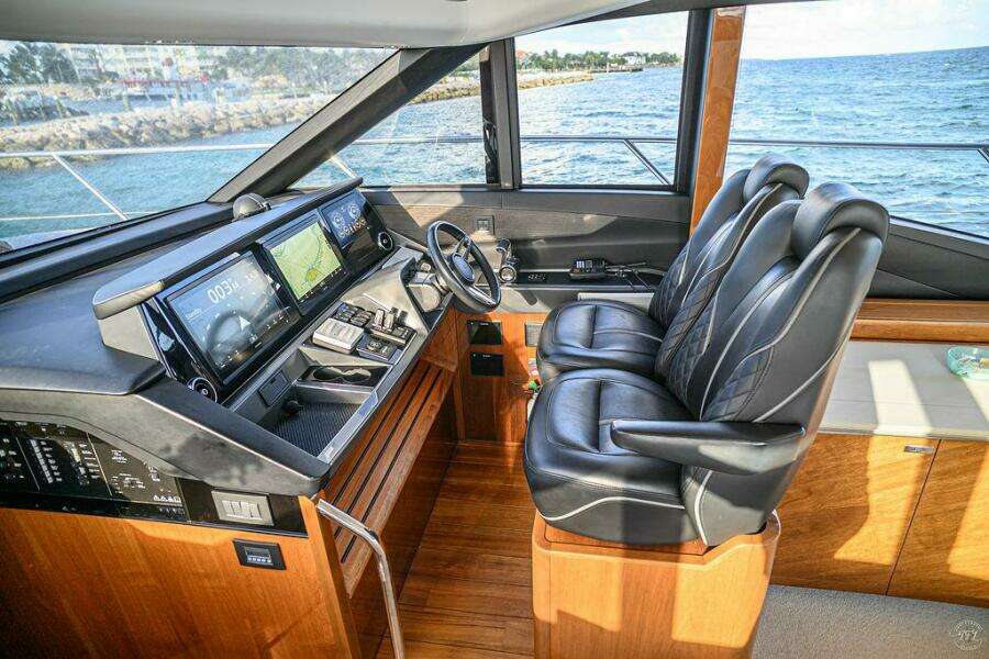 Diana 1 62ft Princess Yacht For Sale