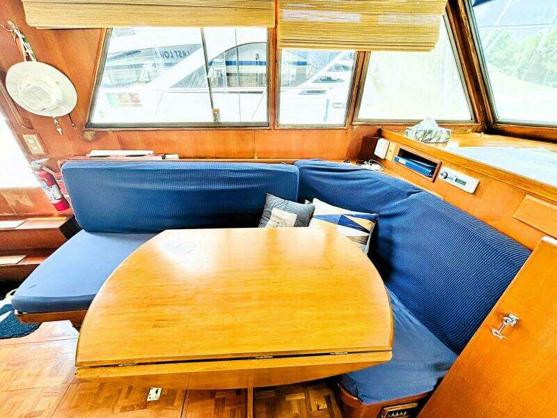 40ft DeFever Yacht For Sale