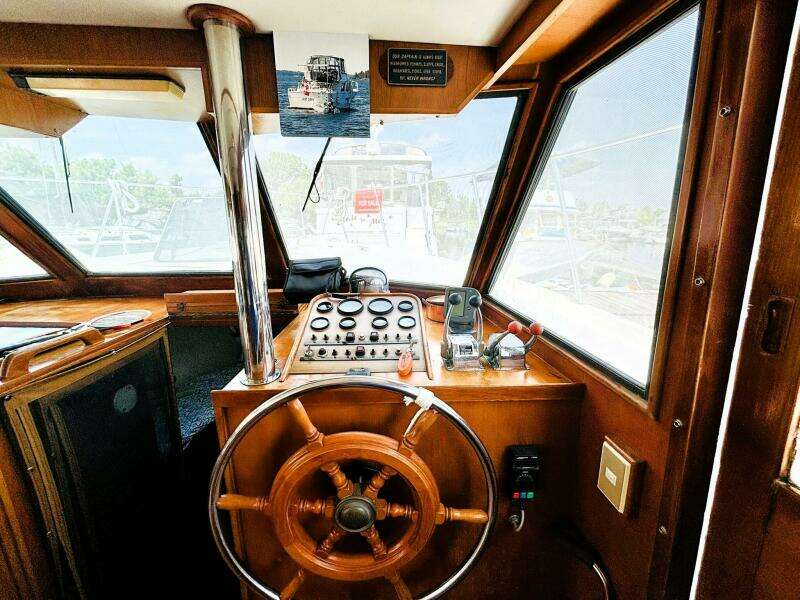 40ft DeFever Yacht For Sale