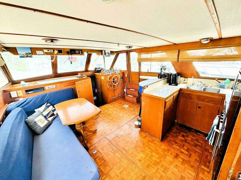 40ft DeFever Yacht For Sale