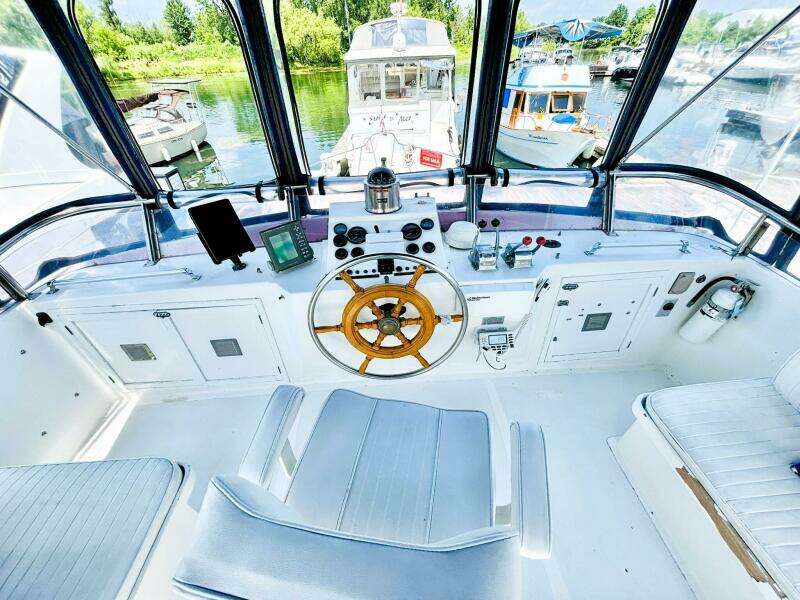 40ft DeFever Yacht For Sale