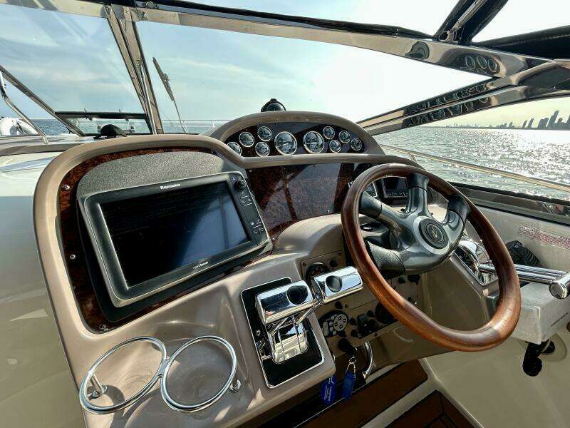 38ft Regal Yacht For Sale