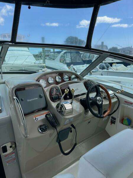 ALLIE  amp  EMMIE 32ft Sea Ray Yacht For Sale