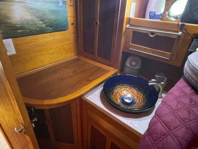 Forward Head/Cabin