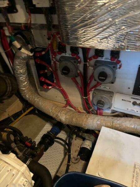 49ft Carver Yacht For Sale