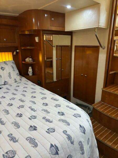 49ft Carver Yacht For Sale