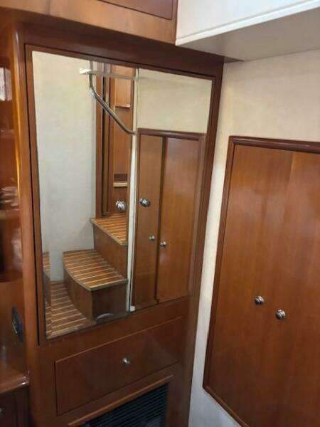 49ft Carver Yacht For Sale