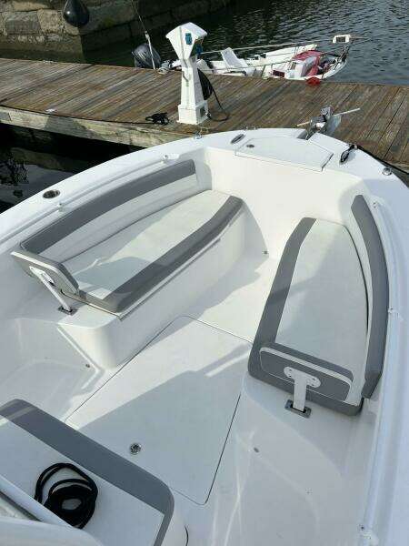 24ft Release Yacht For Sale