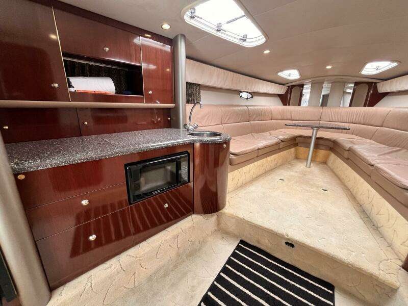La Bella Vita 40ft Formula Yacht For Sale