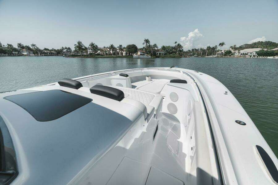48ft HCB Yacht For Sale