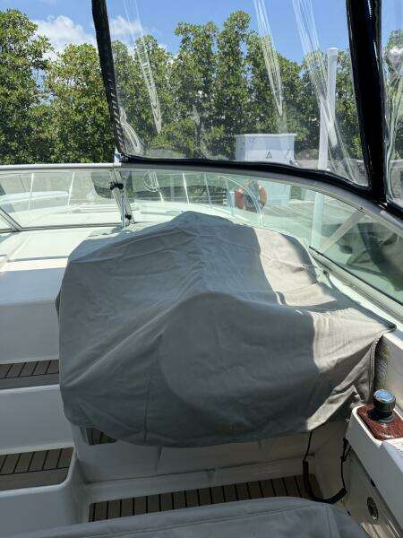 SEA  SENORA  31ft Sea Ray Yacht For Sale