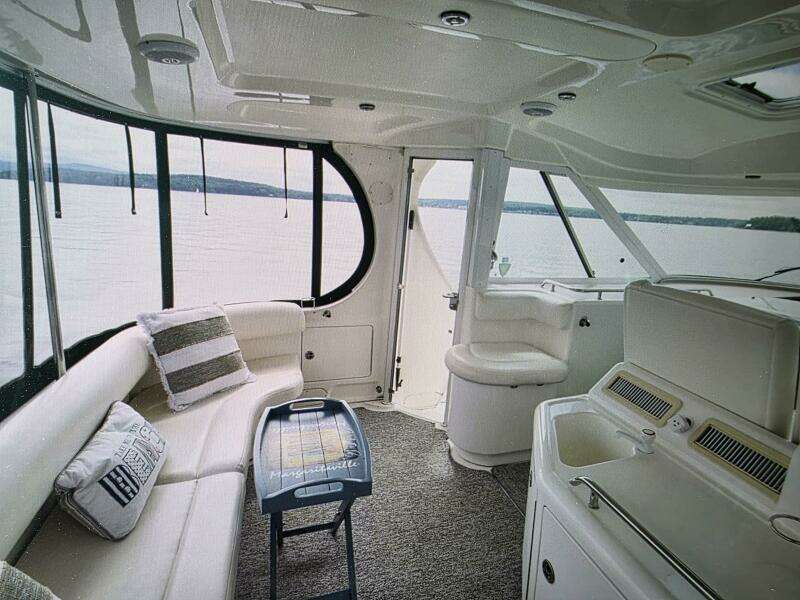 39ft Sea Ray Yacht For Sale
